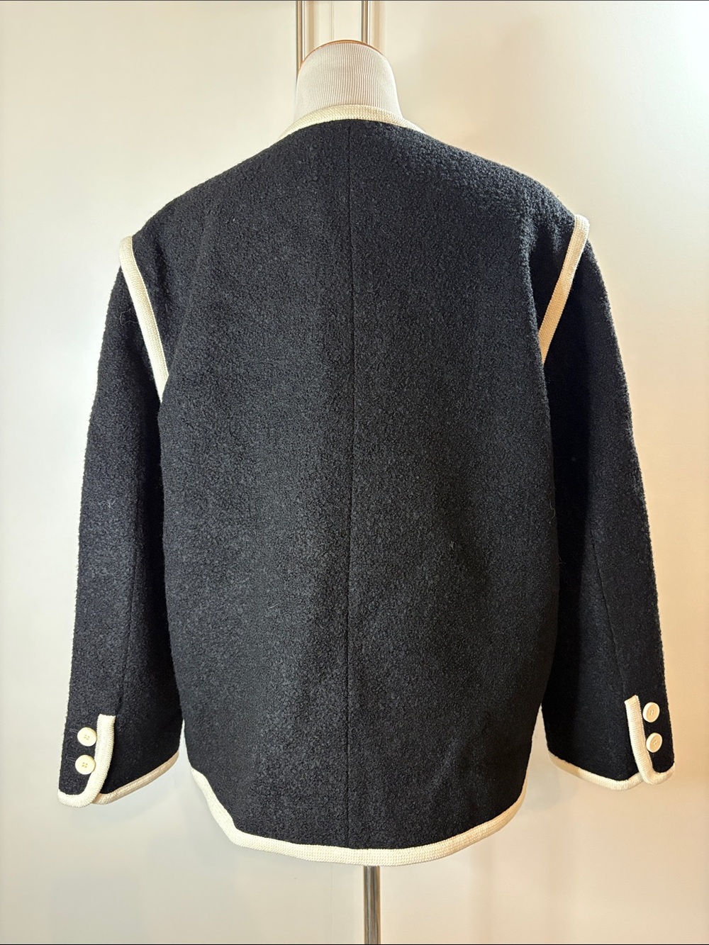 MO&Co Black & Ivory Contrast-Trim Double-Breasted Bouclé Jacket - Picture 5 of 10